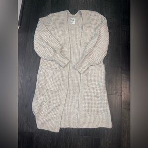 Abercrombie and fitch beige long cardigan. Size small.